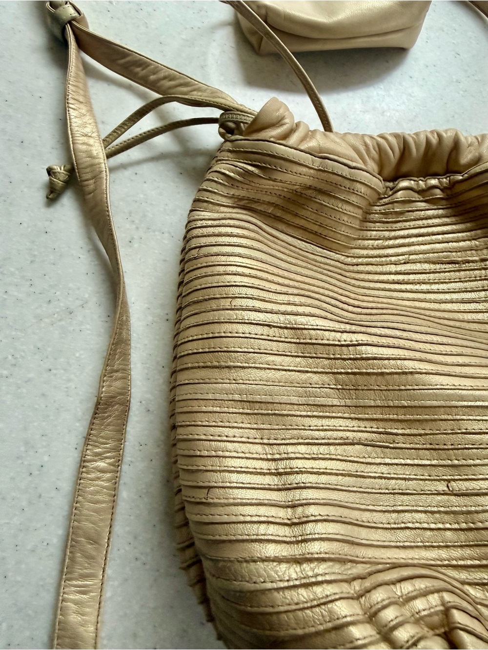 Vintage Sharif Drawstring Bucket Bag - Picture 2 of 10